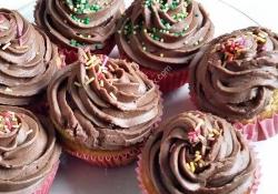 Cupcakes con glaseado de chocolate thermomix